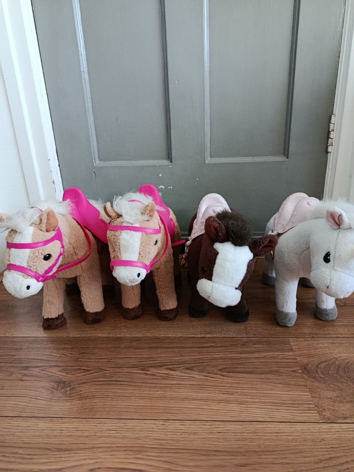 Baby Born paardjes - 4 stuks, Kinderen en Baby's, Speelgoed | Poppen, Ophalen of Verzenden, Gebruikt, Overige typen