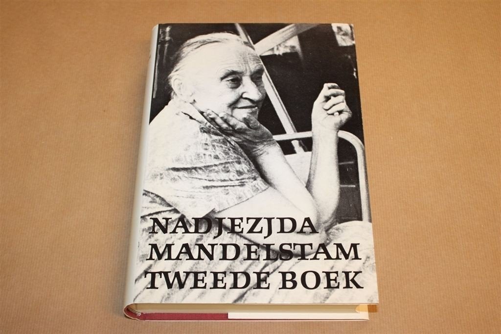 Tweede Boek — Mandelstam Memoires, Van Oorschot 1973, Boeken, Literatuur, Ophalen of Verzenden, Gelezen