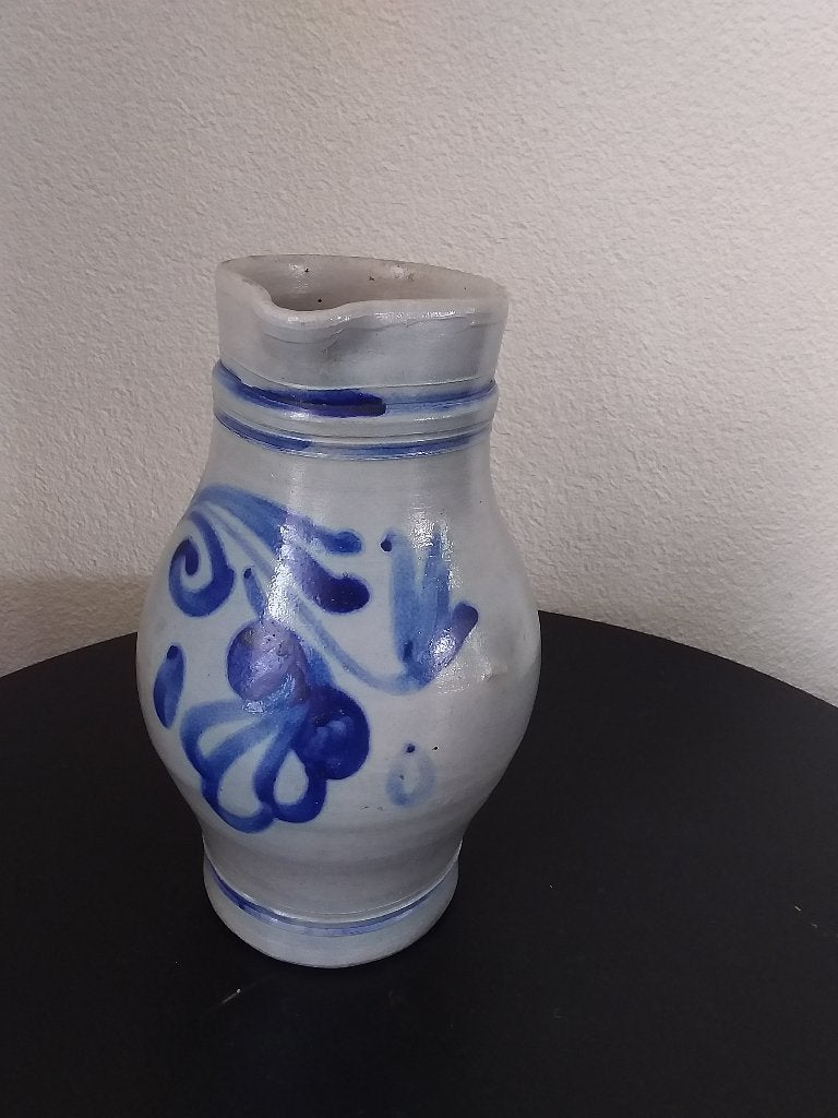 Antieke Keulse kan van aardewerk, Ophalen
