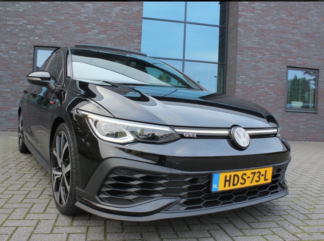 Volkswagen Golf 2.0 TSI Clubsport, 4 cilinders, 1984 cc, Zwart, 14 km/l