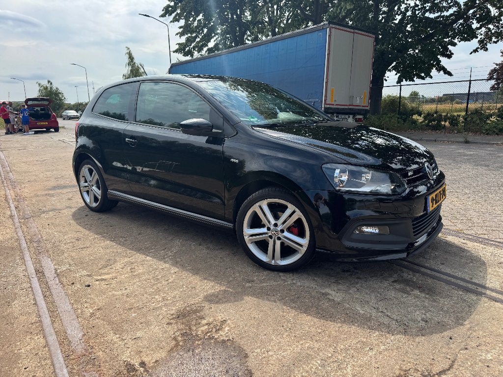 Volkswagen Polo 1.2 TSI 66KW 2013 Zwart, Voorwielaandrijving, Euro 5, 40 €/maand, Zwart