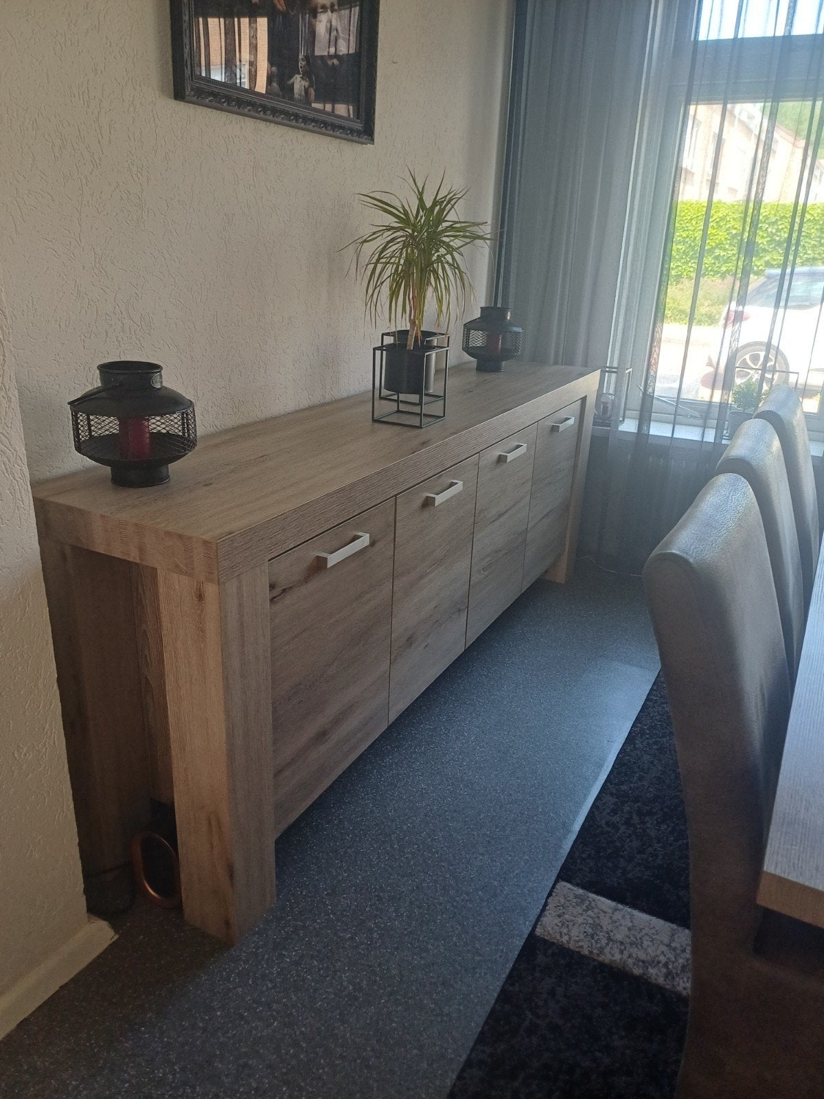 Woon- en eetkamer, Ophalen