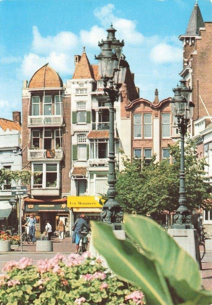 Tilburg, Oude Markt, Ophalen of Verzenden, 1980 tot heden, Gelopen, Noord-Brabant