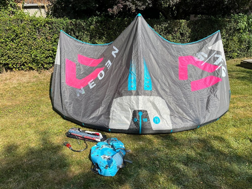 Duotone NEO SLS 12M + Click bar (25 m), Watersport en Boten, Ophalen, Geen board, Zo goed als nieuw, Kite