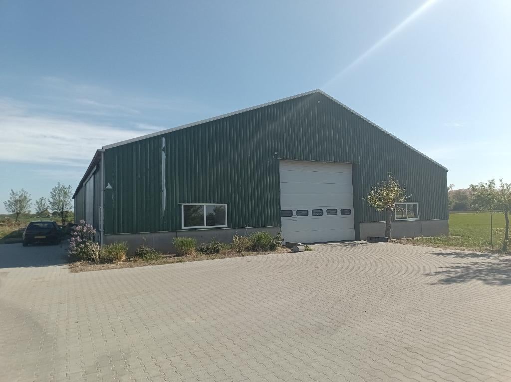 Te huur: Prachtige ruime opslag loods  800 m2 met kantoor, Huur, Opslag of Loods