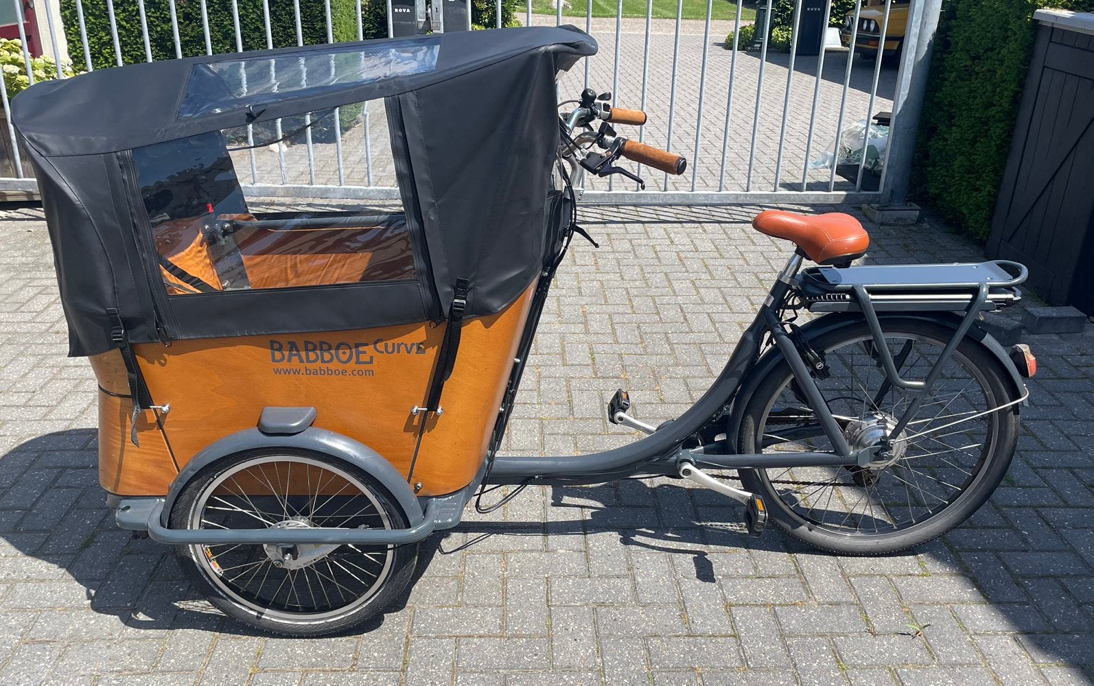 Babboe Curve-E bakfiets met nieuwe huif, 4 kinderen of meer, Velgrem, ., Huif
