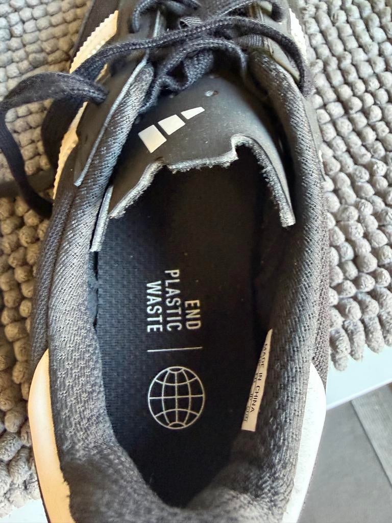 Adidas sneakers zwart met witte strepen met spd voor fietsen, Verzenden, Zwart, Nieuw, Sneakers of Gympen