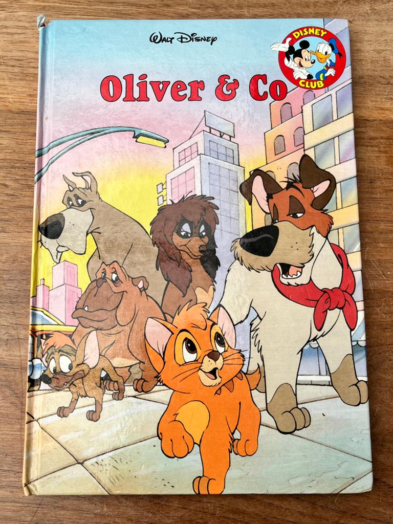 Disney | Oliver & Co | Hardcover | Disney Club, Boeken, Ophalen of Verzenden, Gelezen, Sprookjes