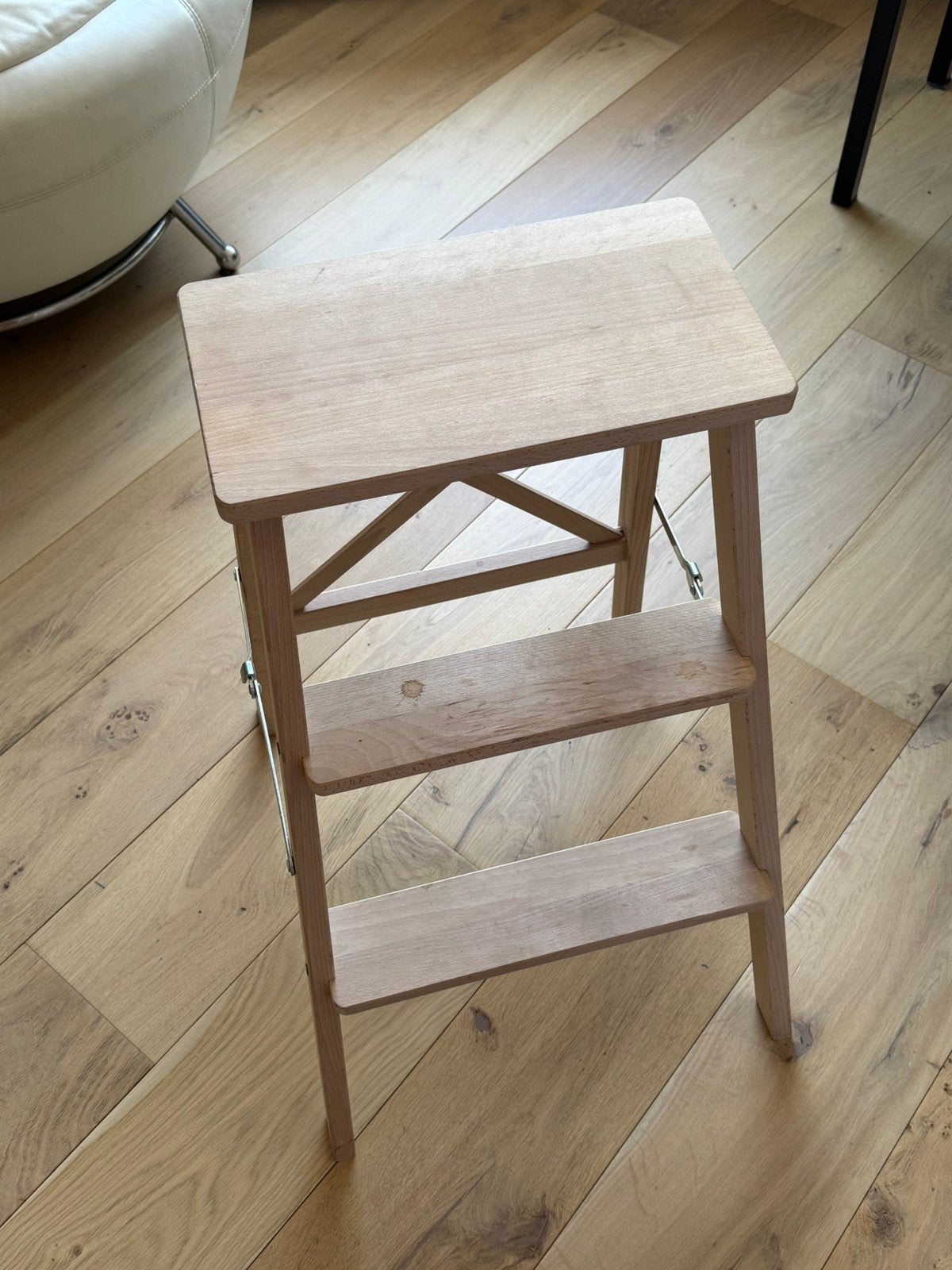 Ikea opstap krukje, Ophalen, Zo goed als nieuw, Hout