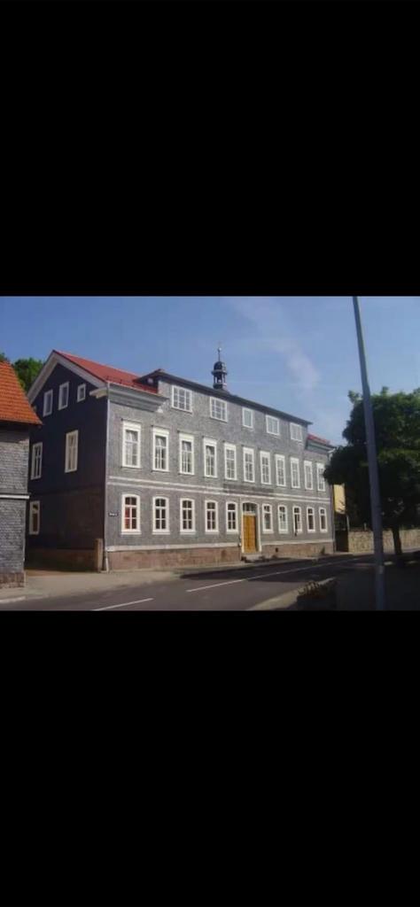 Mooi appartement in een oude school Thüringer Wald Dld, Huizen en Kamers, Buitenland, Duitsland, Appartement, Dorp, Verkoop zonder makelaar