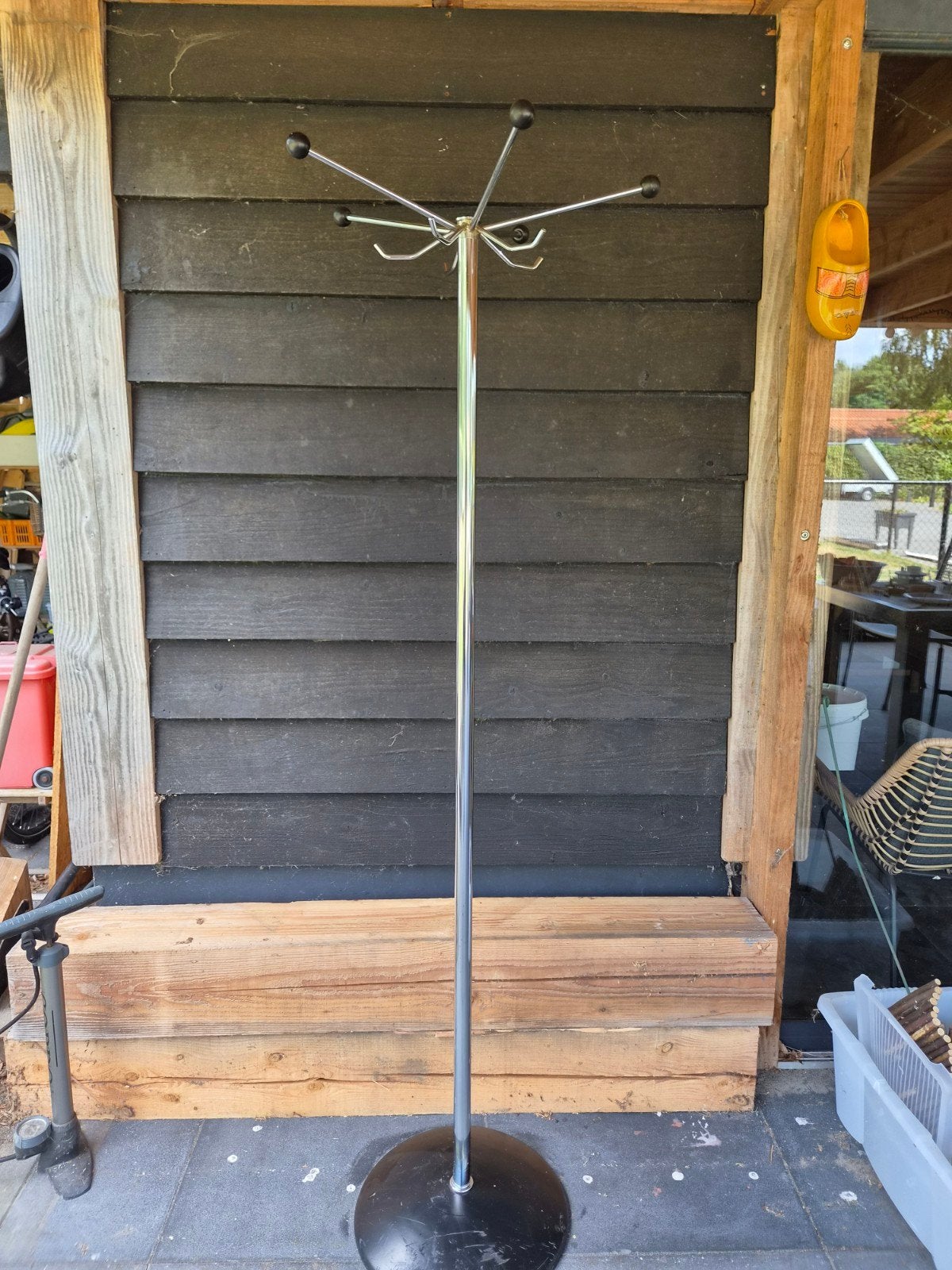 Staande kapstok chroom met zwarte haken, 180 cm hoog, Ophalen, Gebruikt, Metaal, Staande kapstok
