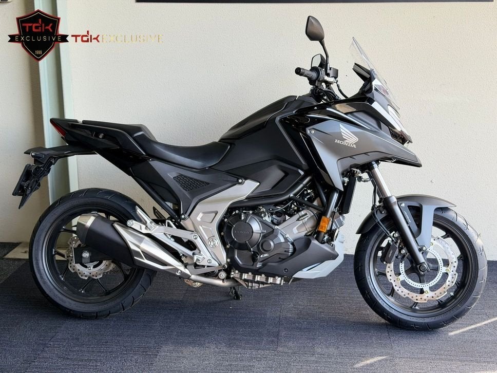 HONDA NC 750 X NIEUW 0KM BTW NC750X (GEEN 700 DCT), Motoren, 2 cilinders, Bedrijf, Meer dan 35 kW, Overig