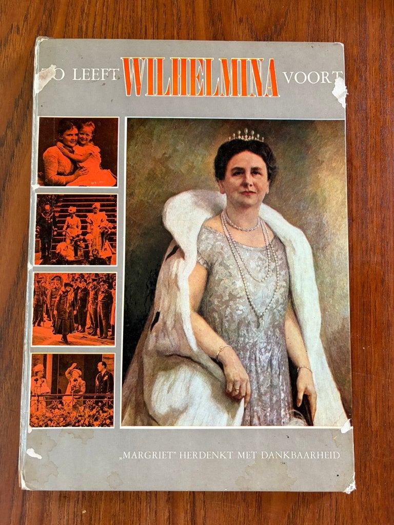 Gedenkboek Wilhelmina, Verzamelen, Ophalen of Verzenden, Gebruikt, Nederland, Tijdschrift of Boek