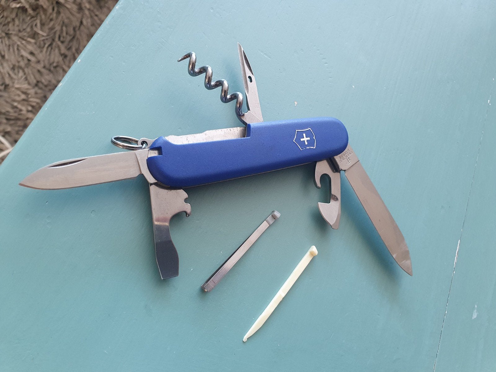 Victorinox zakmes in goede staat - Blauw, Caravans en Kamperen, Ophalen, Gebruikt