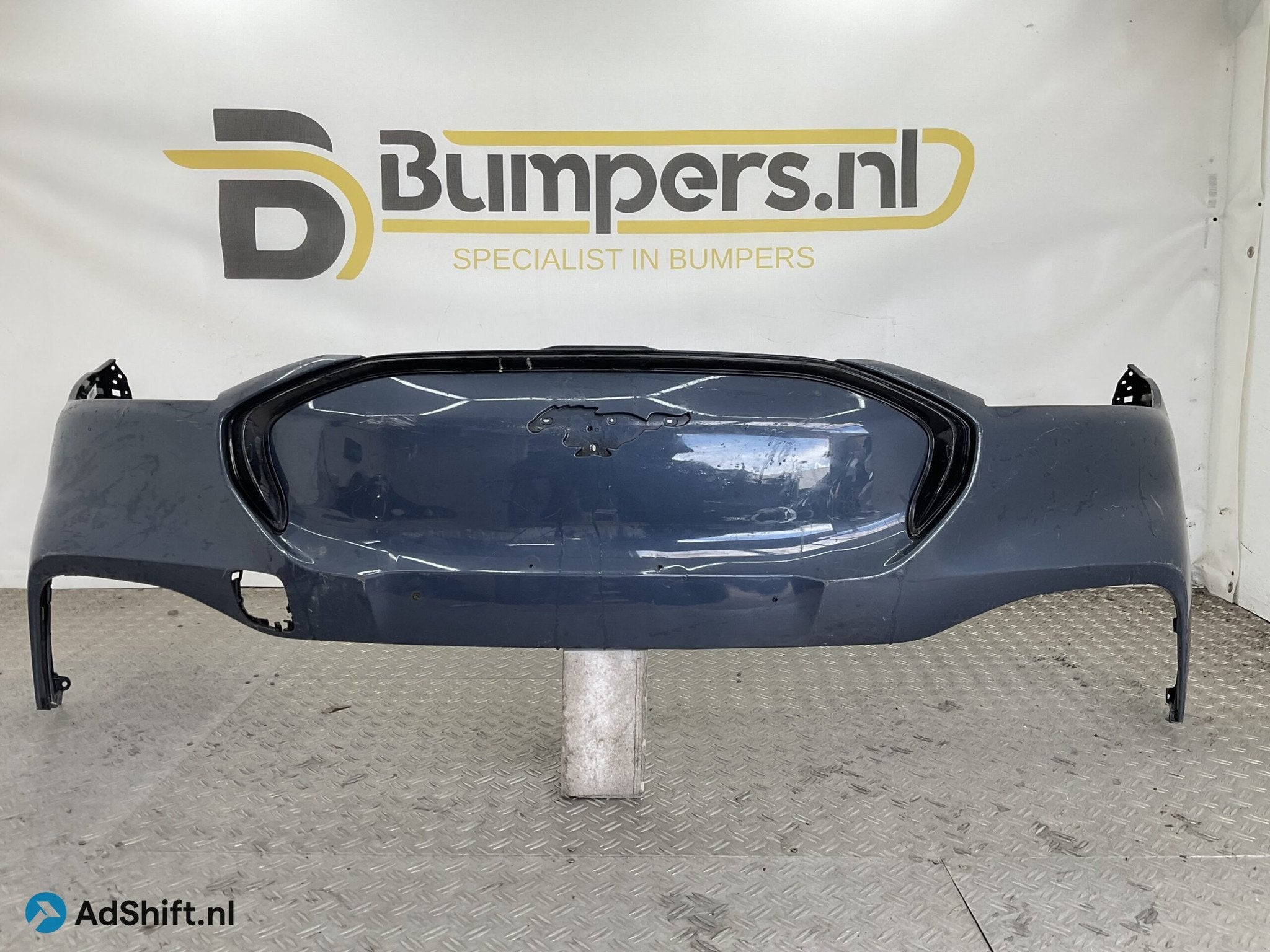 Bumper Ford Mustang Mach-E 20- LJ8B-17C831-A Voorbumper D1-2, Bumper