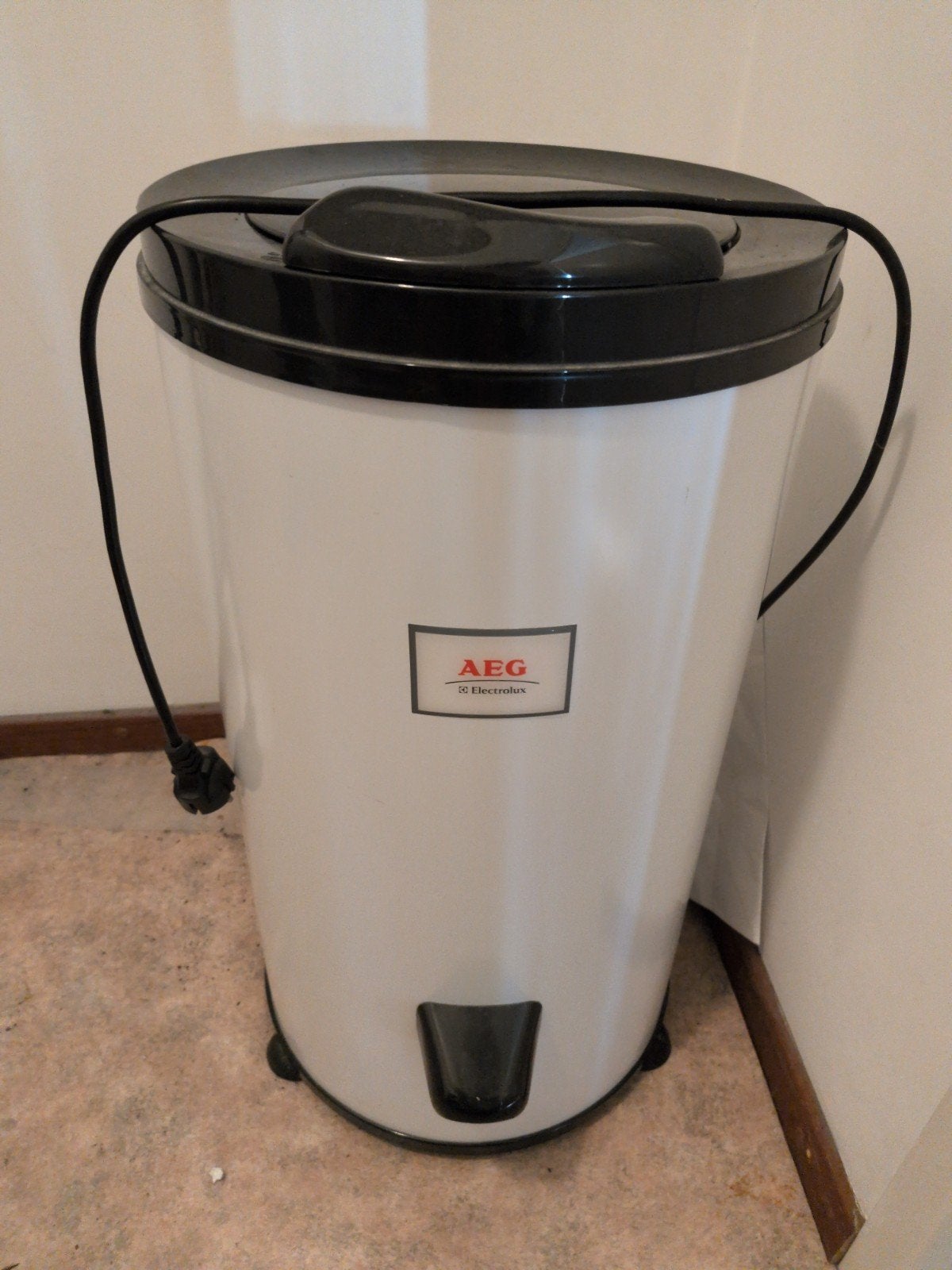 AEG centrifuge, Ophalen, Gebruikt, Bovenlader, 85 tot 90 cm