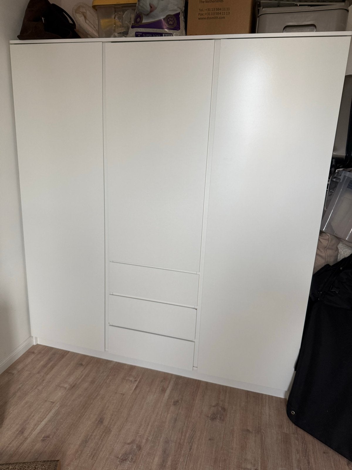 Grote kledingkast van JYSK - Wit met lades en hangruimte, Ophalen, Gebruikt, 200 cm of meer, 150 tot 200 cm