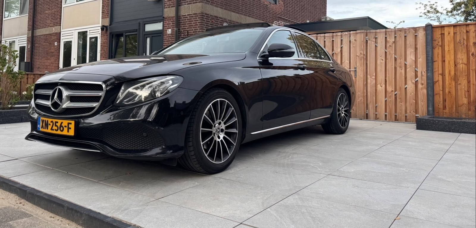 Mercedes-Benz E-Klasse E220 d 194pk 9G-TRONIC 2018 Zwart, Automaat, Achterwielaandrijving, Zwart, Leder