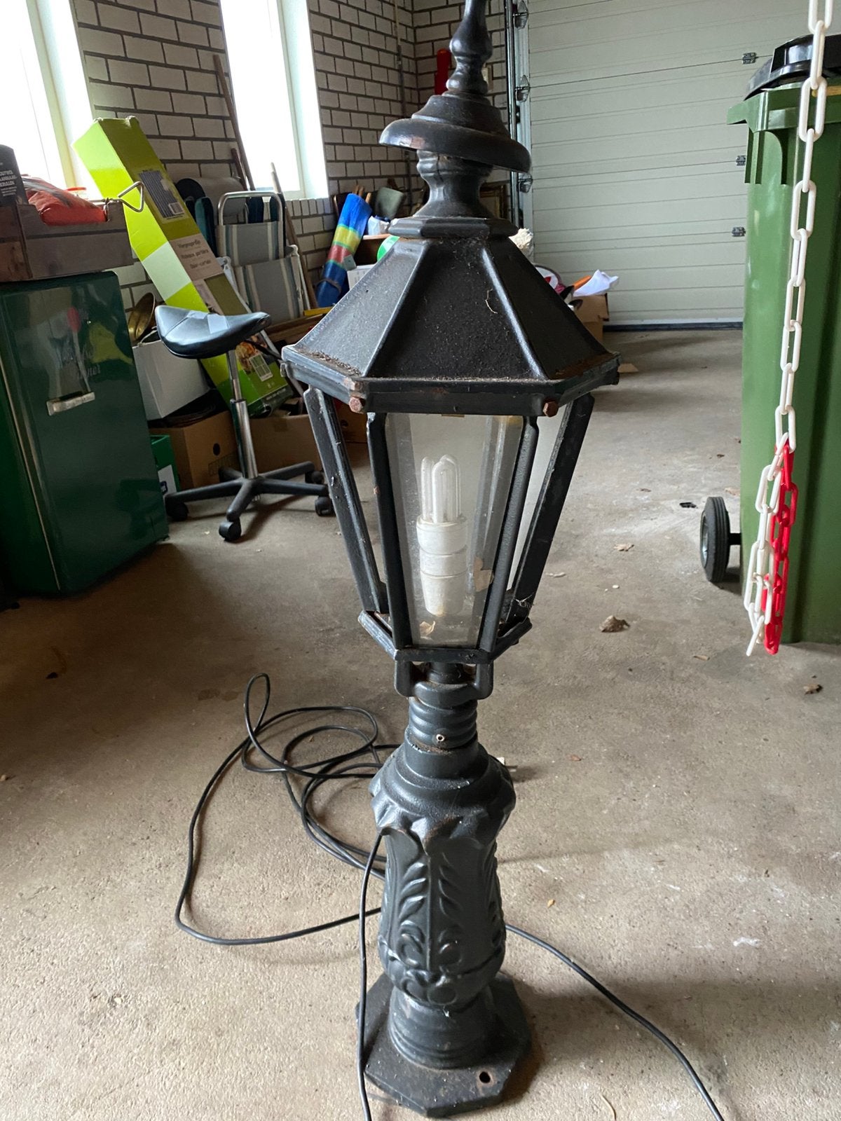 Metalen buiten lantaarn, Tuin en Terras, Buitenverlichting, Ophalen, Gebruikt, Staande lamp, Netvoeding