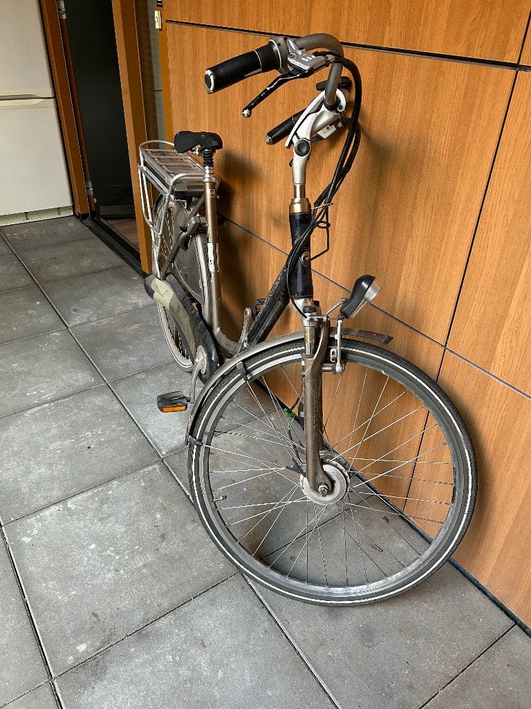 Elektrische dames fiets, Ophalen, Gebruikt, Batavus, 55 tot 59 cm