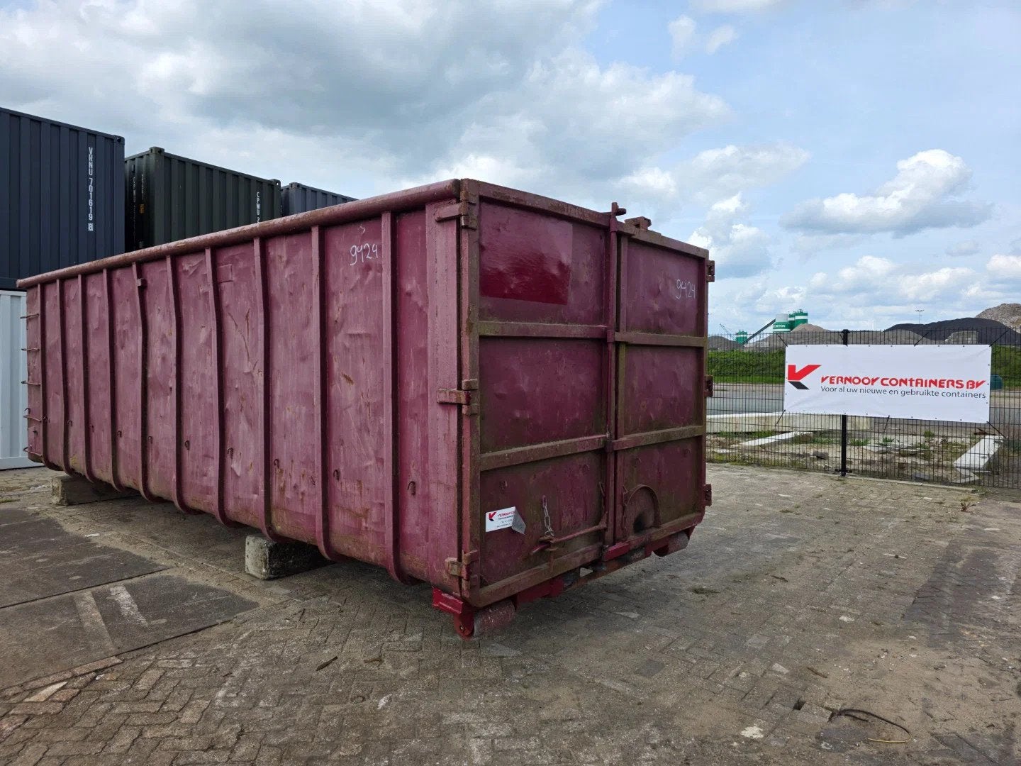 VERNOOY AFZETCONTAINER 9424
