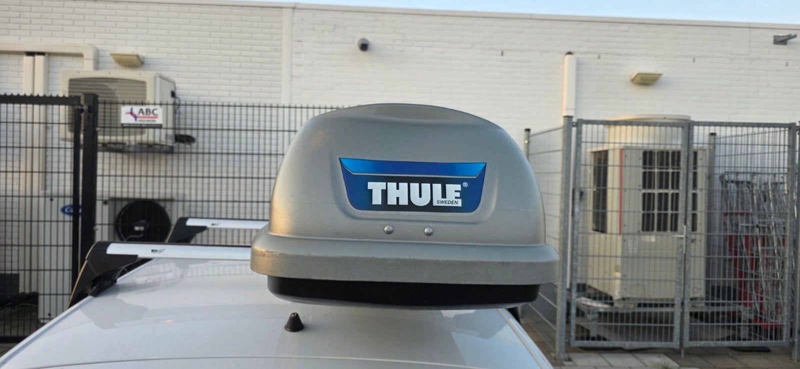 Dakkoffer Thule Ocean 500, Auto diversen, Ophalen, Zo goed als nieuw