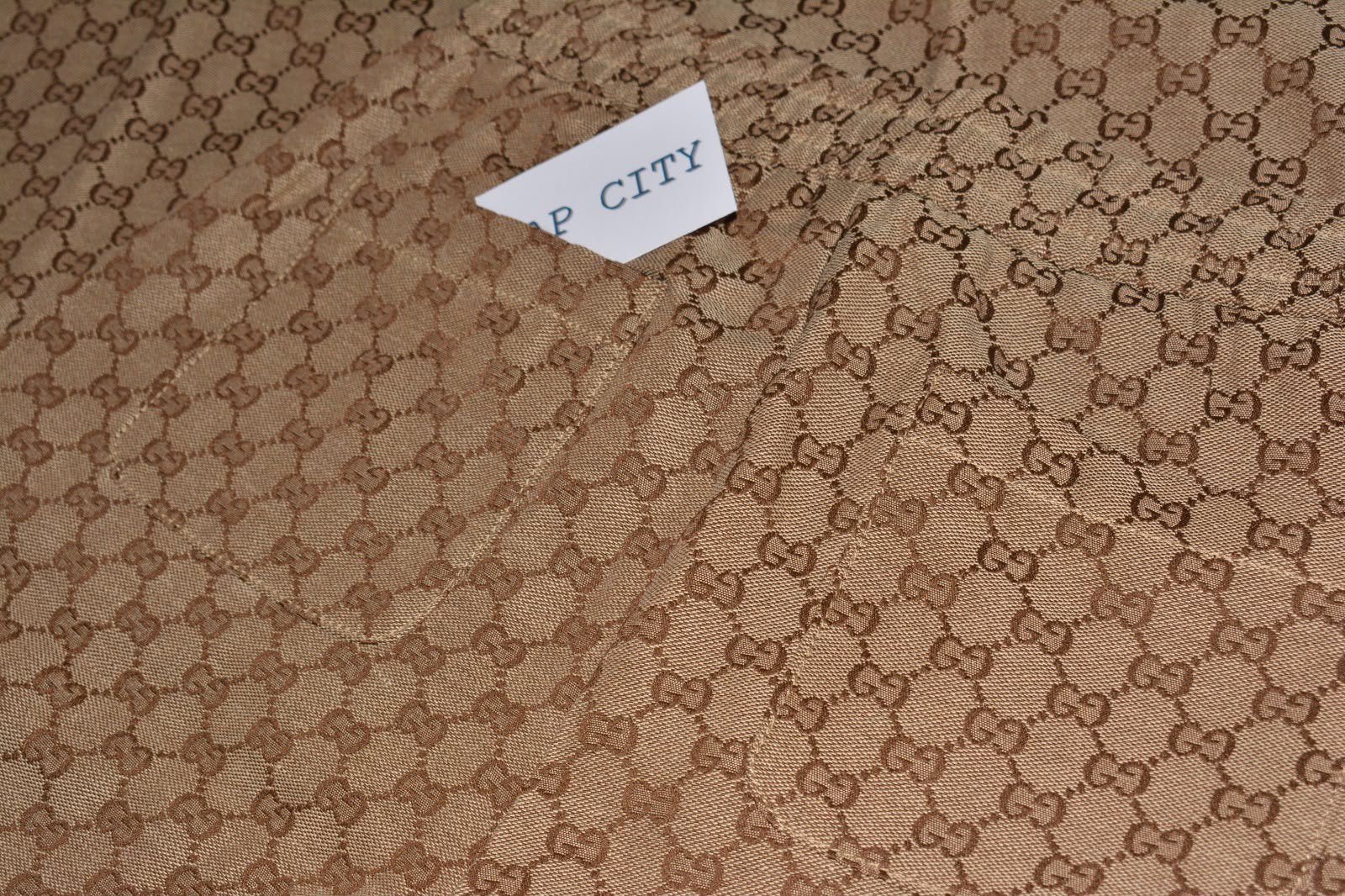 Gucci set en slippers, Ophalen of Verzenden, Nieuw
