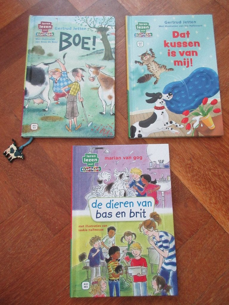 3 x boeken Avi M3 / E3, Ophalen of Verzenden, Gelezen, Fictie algemeen