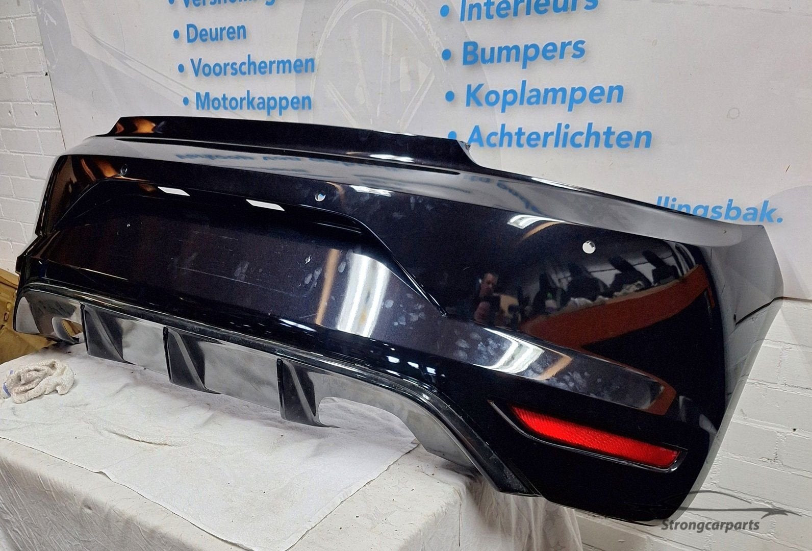 R-line Bumper VW Scirocco Facelift vanaf 2014 achterbumper, Auto-onderdelen, Carrosserie en Plaatwerk, Gebruikt, -, Volkswagen