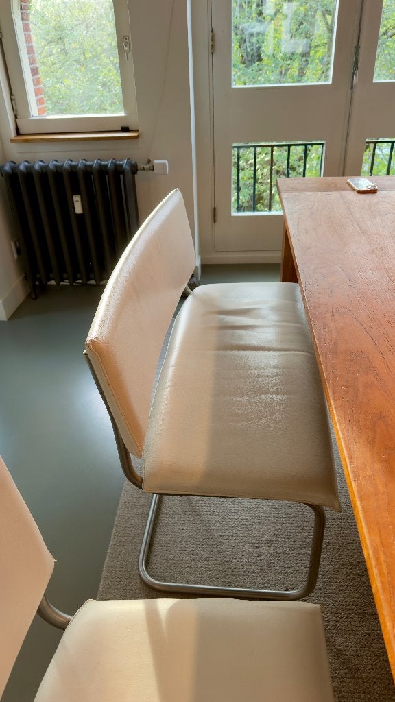 Jess Design bankje in wit leer, Huis en Inrichting, Ophalen, Gebruikt, Wit, Eén