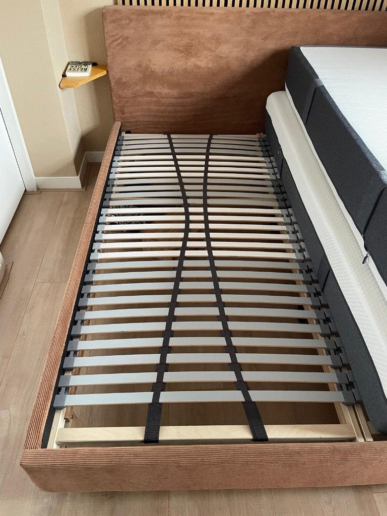 Bed + lattenbodems 180x200, Ophalen, Gebruikt, Overige kleuren, Tweepersoons