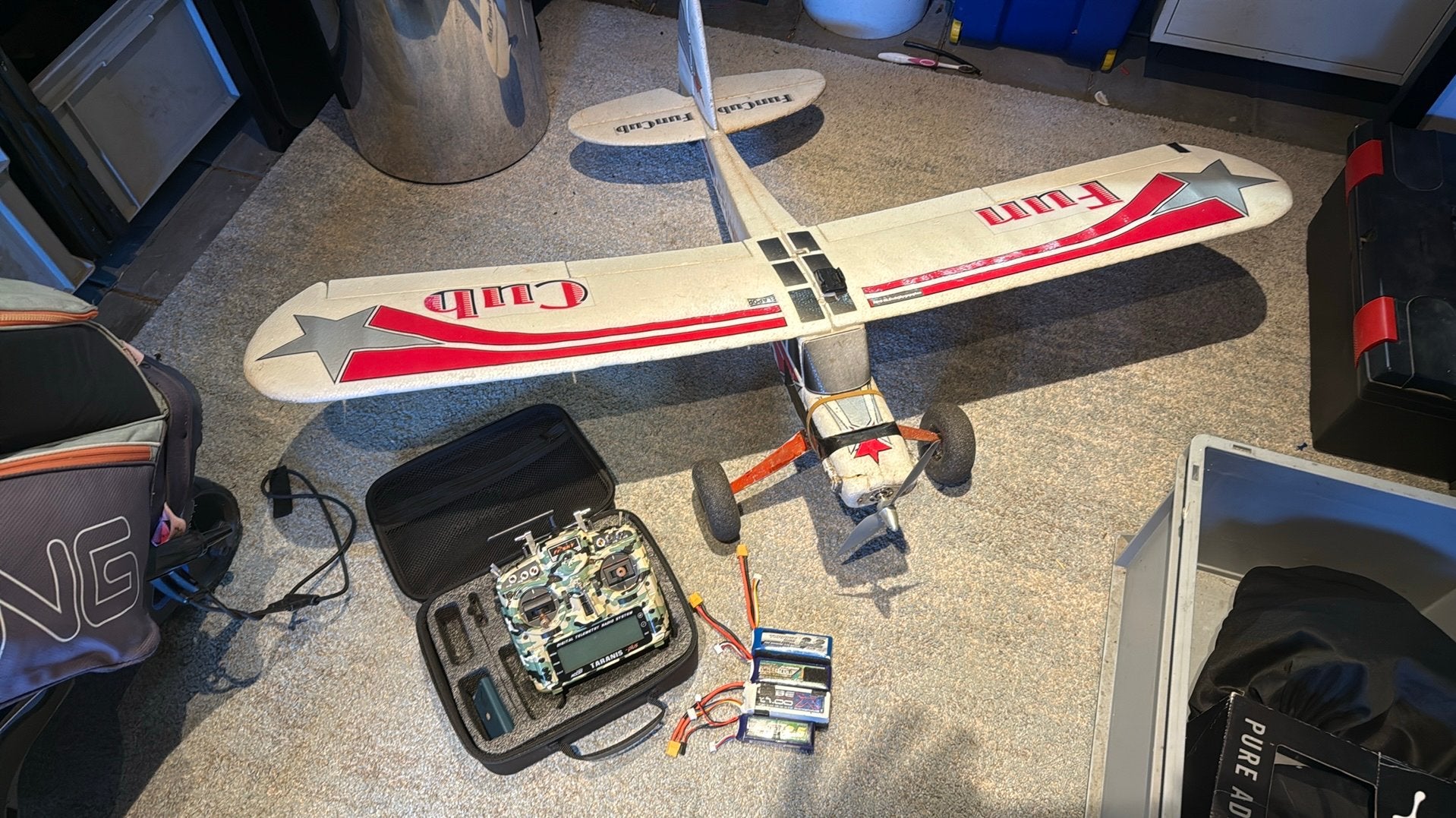 Komplete beginnerset Fun Cub met taranis plus en lipo’s, Ophalen, Gebruikt