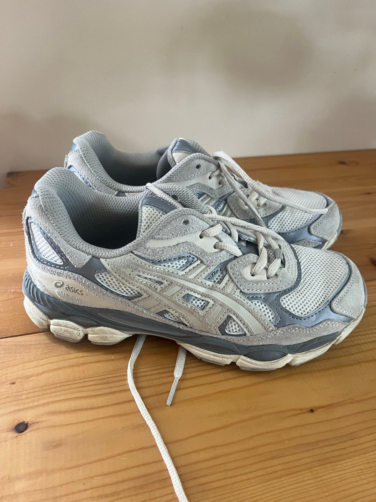 ASICS sneakers, lichtgrijs, maat 38, Ophalen, Zo goed als nieuw, Grijs, Sneakers of Gympen