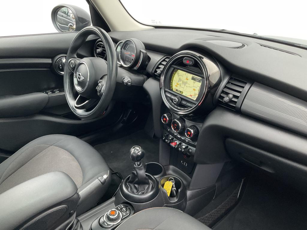 MINI Cooper 1.5 136pk Navi Clima Cruise Pano.dak 5-Deurs Pep, 136 pk, Gebruikt, Euro 6, Start-stop-systeem