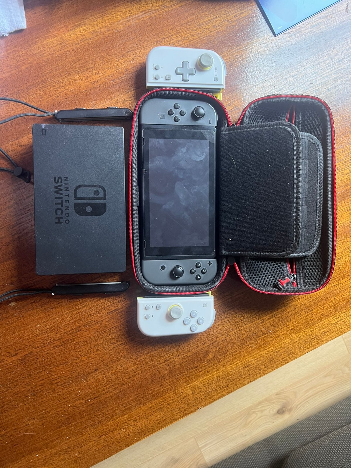 switch original, Spelcomputers en Games, Ophalen, Gebruikt