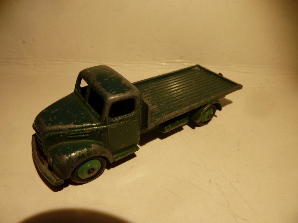 DINKY TOYS   nr.422    FORDSON   TRUCK, Ophalen of Verzenden, Gebruikt, Bus of Vrachtwagen, Dinky Toys