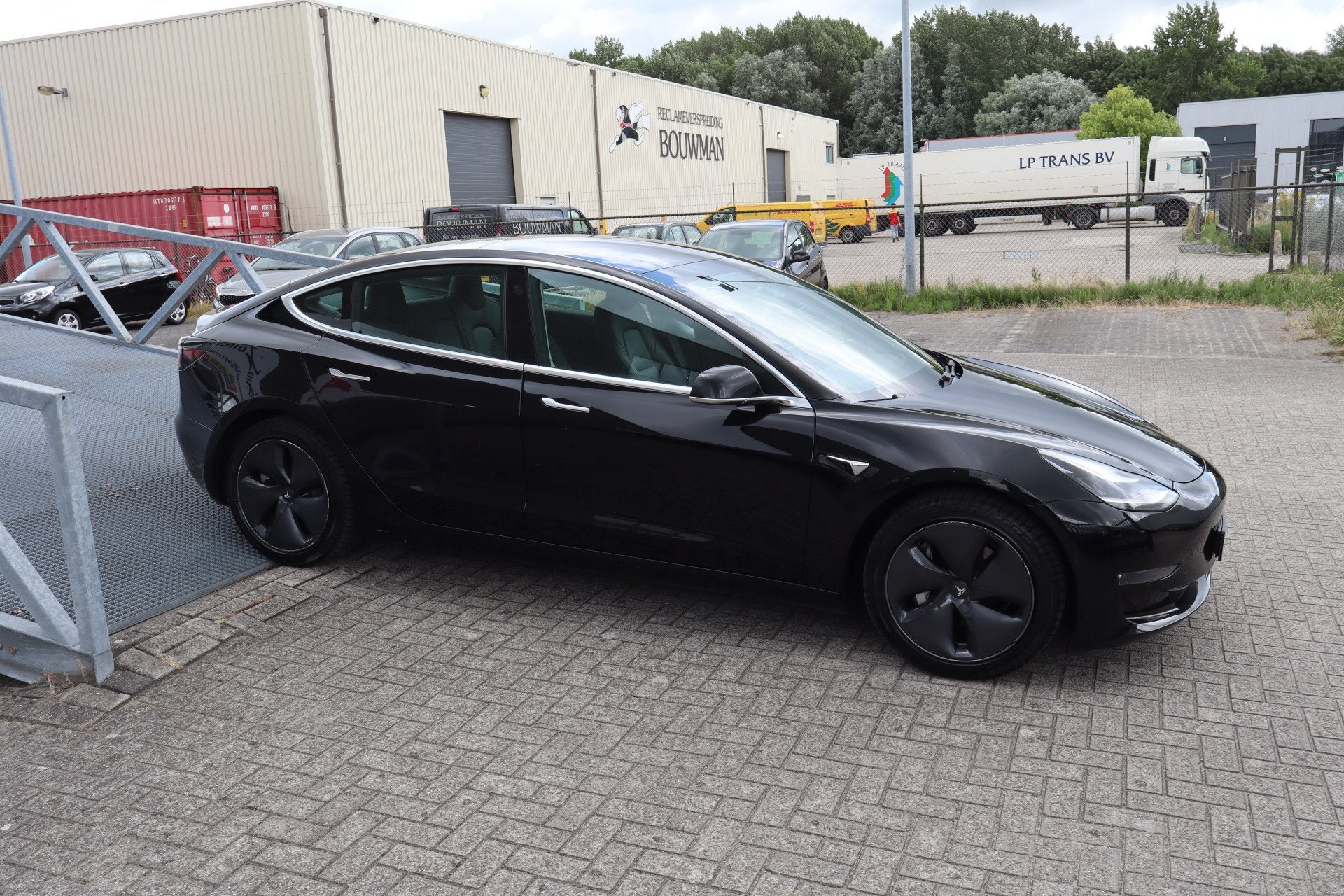 Foto 7 van Tesla Model 3 Long Range AWD 75 kWh Nederlandse auto/Panoram