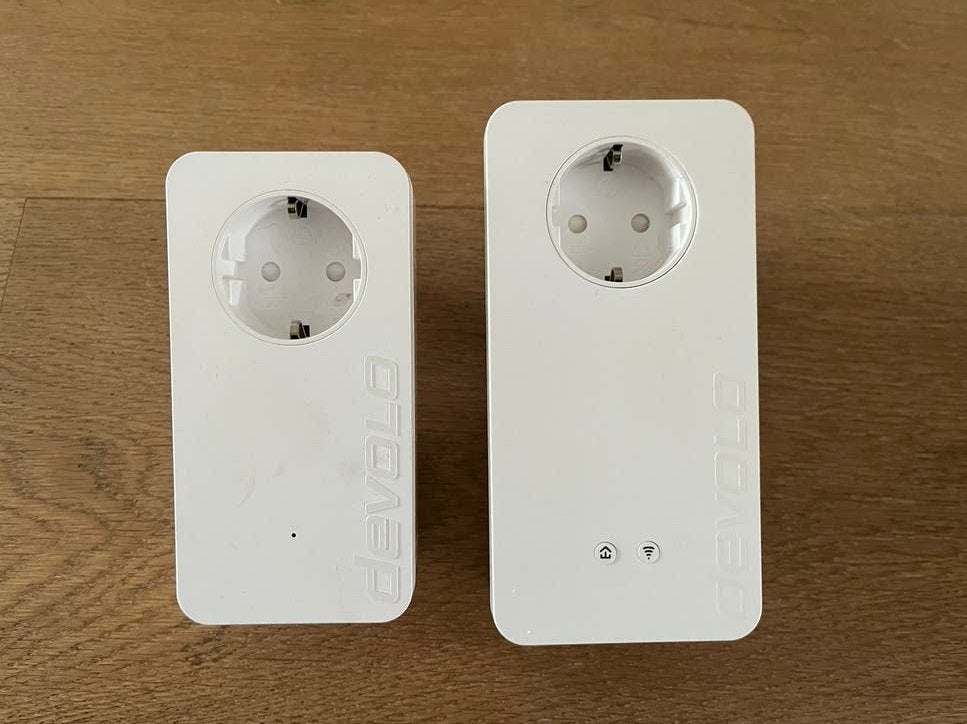 Devolo dLAN 1200+ WiFi ac Powerline Adapters (set van 2), Computers en Software, Ophalen of Verzenden, Zo goed als nieuw