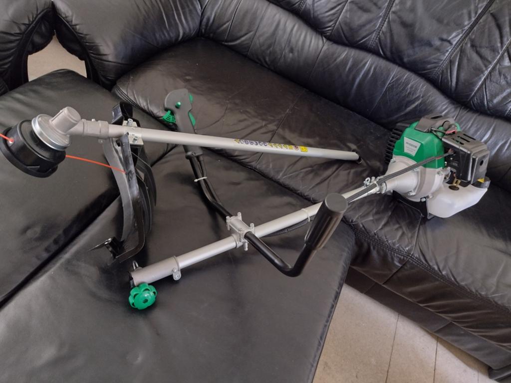 Nieuwe bosmaaier met toebehoren, Ophalen, Nieuw, Elektrisch