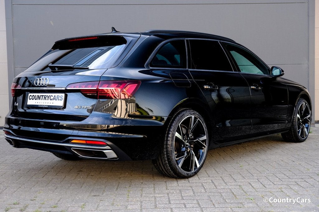Audi A4 AVANT 40 TFSI S tronic Virtual Camera Keyless Leder, Auto's, Audi, Gebruikt, 4 cilinders, 1984 cc, A4