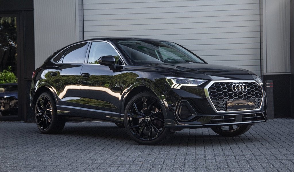Audi Q3 Sportback 45 TFSI e Edition / SOH 90% / DAB / Achter, Gebruikt, Zwart, 4 cilinders, Zwart
