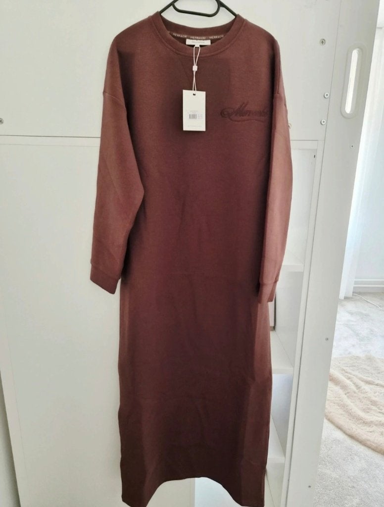 Merracchi Comfy Sweater Dress Chocolate S Nieuw met labels, Kleding | Dames, Bruin, Verzenden, Nieuw, Maat 36 (S)