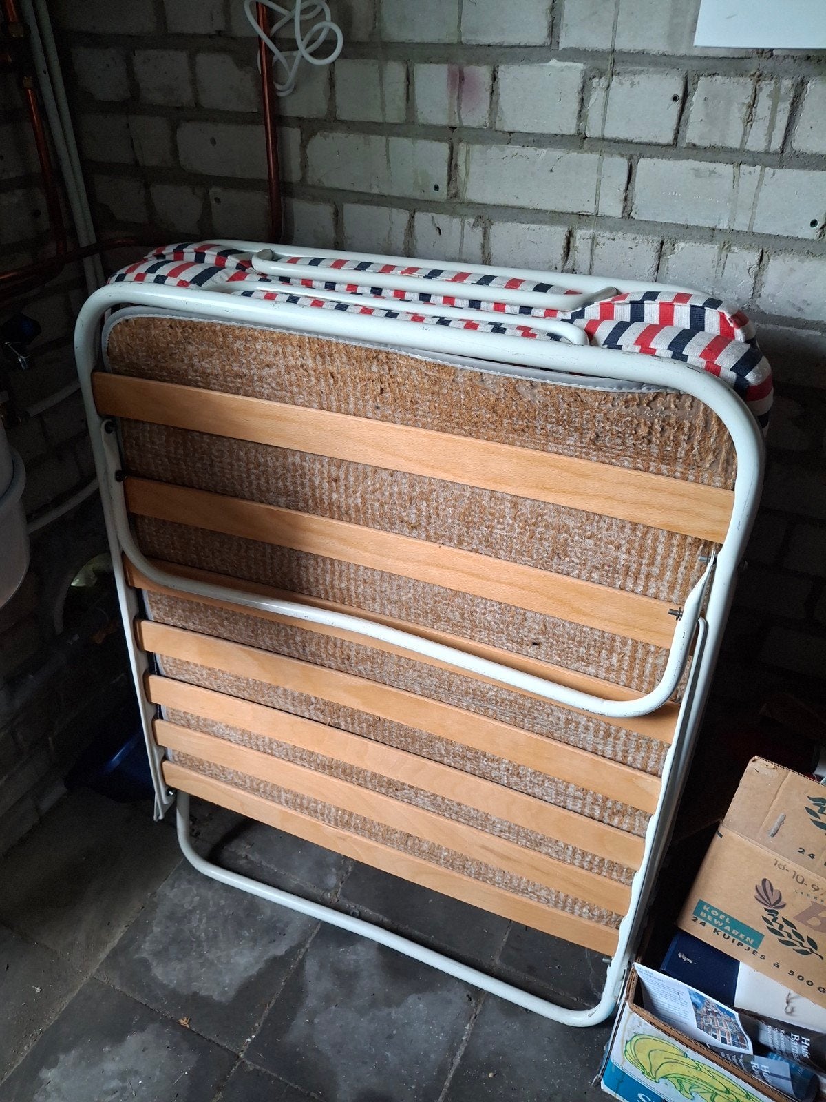 Opklapbaar kampeerbed, Ophalen, Eenpersoons, 190 cm of minder, Zo goed als nieuw