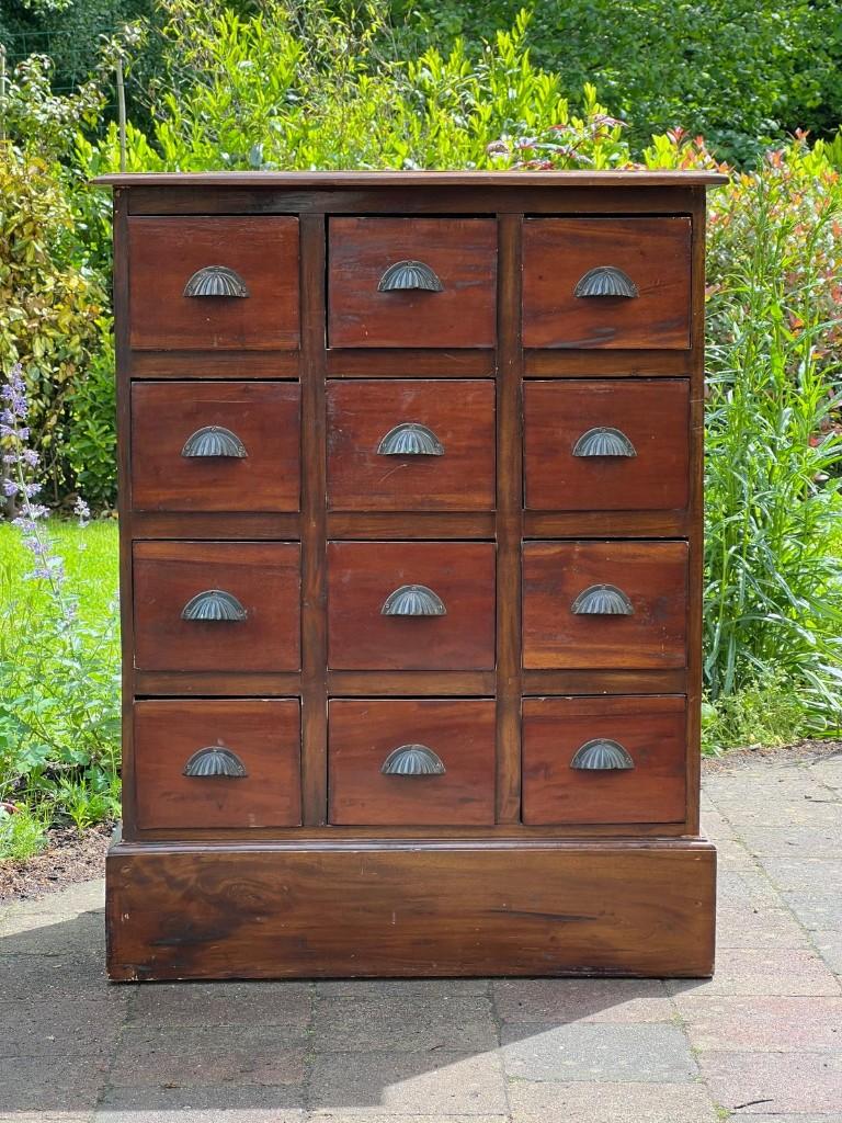 Teakhouten apothekerskast / vakkenkast 90cm hoog, Antiek en Kunst, Ophalen