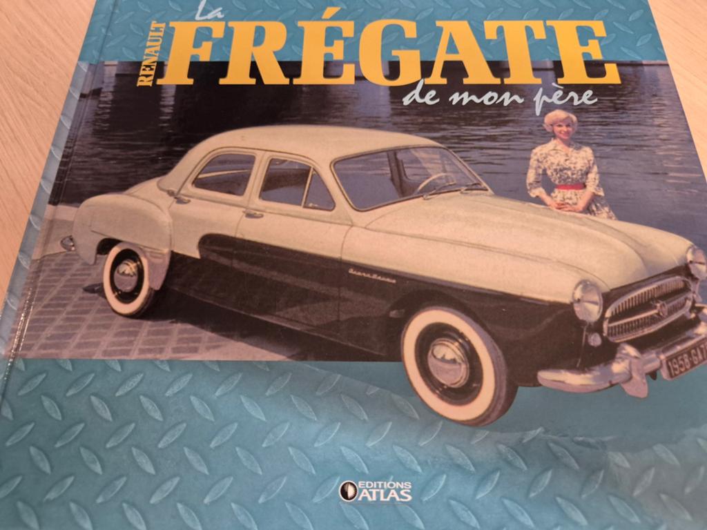 Boek hardcover Renault Fregate óók Renault Domaine station, Ophalen of Verzenden, Zo goed als nieuw, Renault
