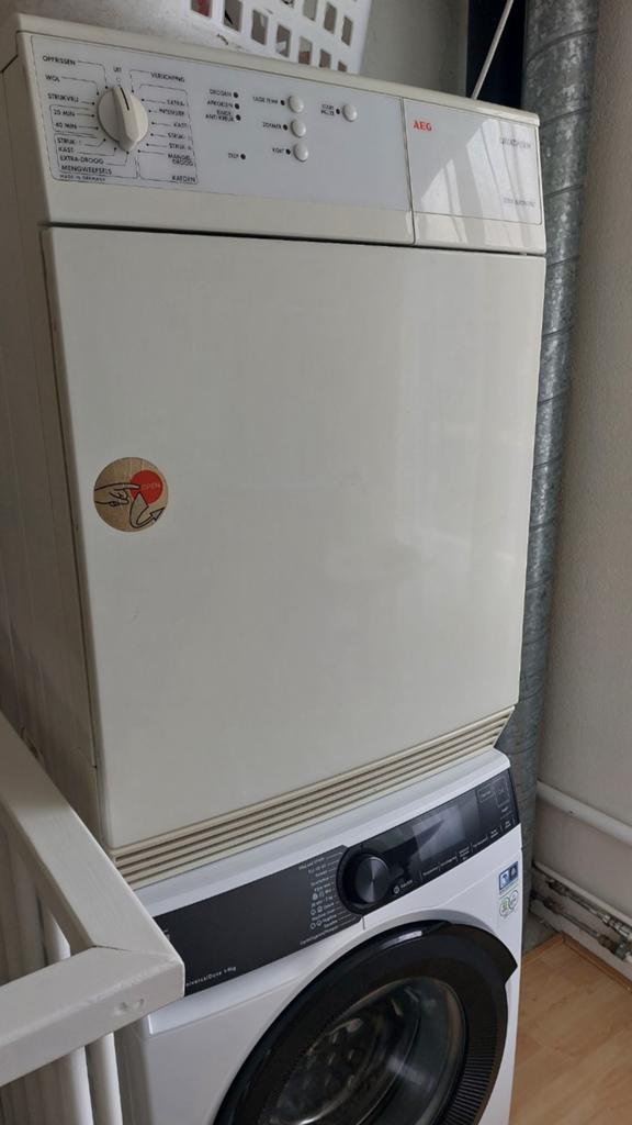 AEG Lavatherm 37320-W Wasdroger, Ophalen, 6 tot 8 kg, Gebruikt, Luchtafvoer