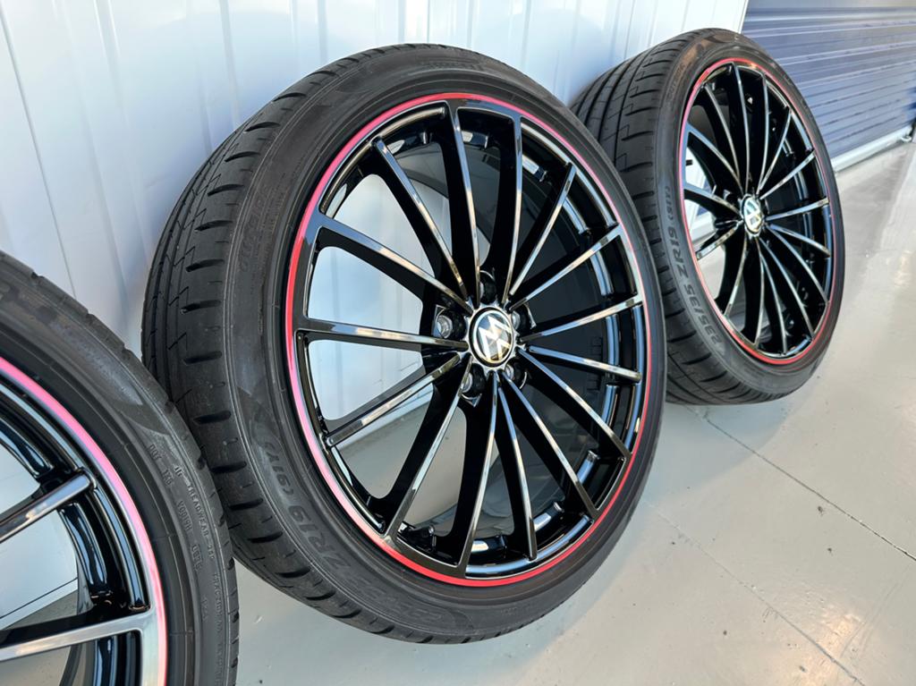 19'' VW Golf GTI Edition 45 Scottsdale 5H0601025AH Pirelli, Auto-onderdelen, 19 inch, Gebruikt, Banden en Velgen, Ophalen of Verzenden