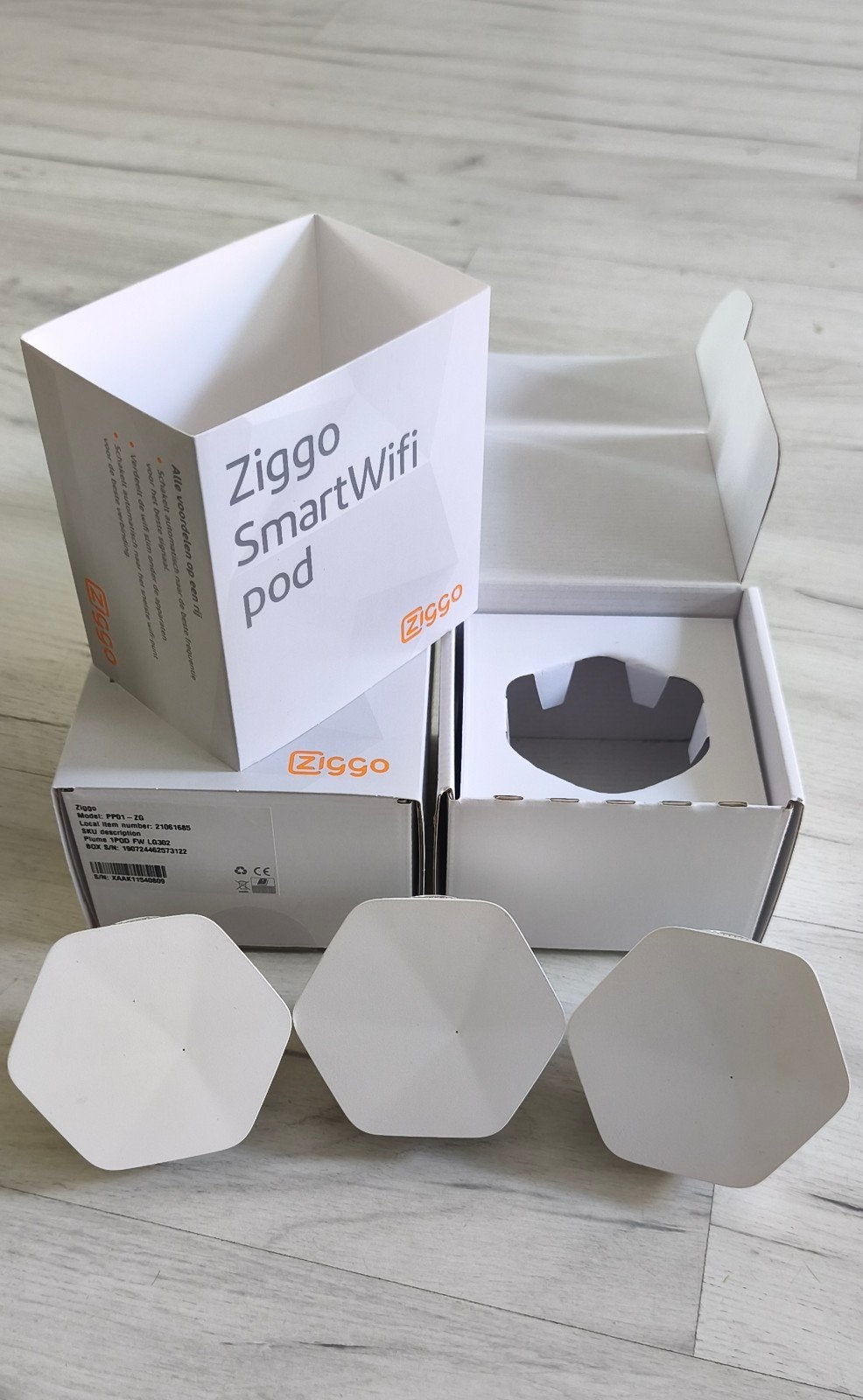 Ziggo SmartWifi pods (3 stuks, apart kopen kan ook), Ophalen of Verzenden, Zo goed als nieuw, Router, Ziggo