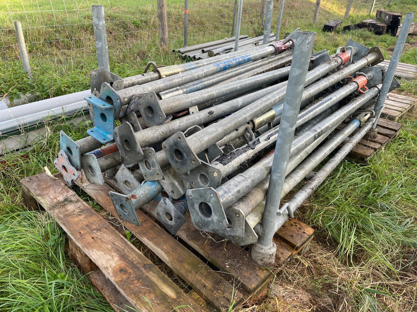 Bouw/schroefstempels, Ophalen, Gebruikt, Overige typen, Minder dan 2 meter