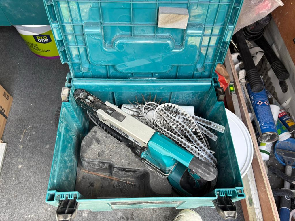 Makita DFR550 LXT 18V Schroefautomaat in M-Box, Ophalen, Gebruikt, Boor- en Schroefmachine, Variabele snelheid